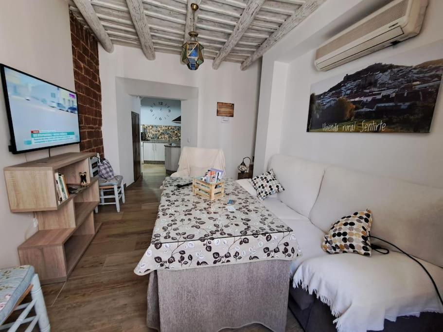 Vivienda Rural Sentirte 2 Centro De Aracenaアパートメント エクステリア 写真